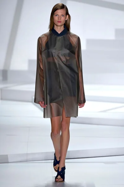 Look 33